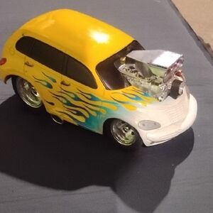 Diamler Crystler PT Cruiser Hot Rod DragsterYellow and Blue Flame Toy Car